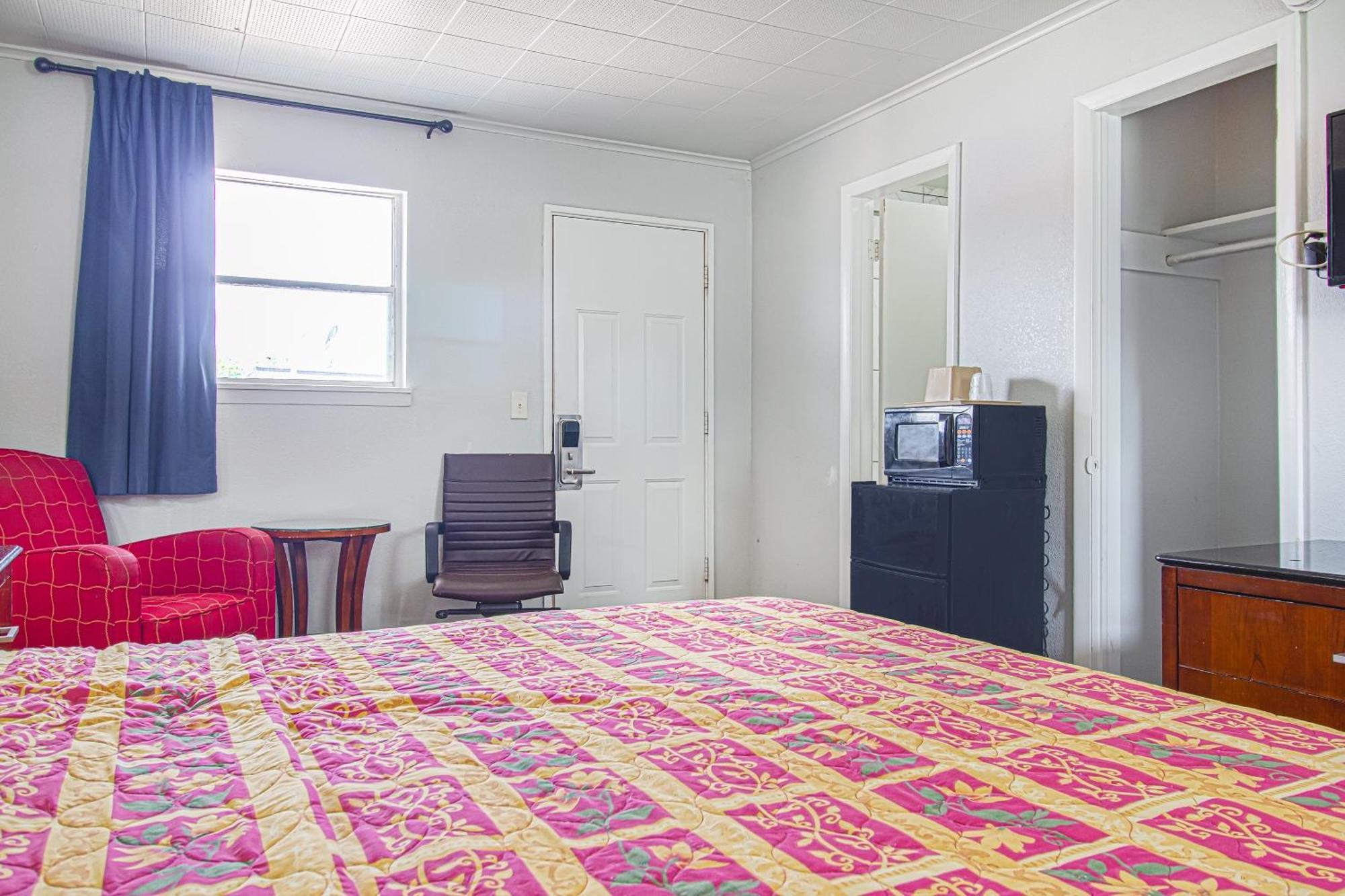 Oyo Hotel Mcalester Ok S Main St Εξωτερικό φωτογραφία
