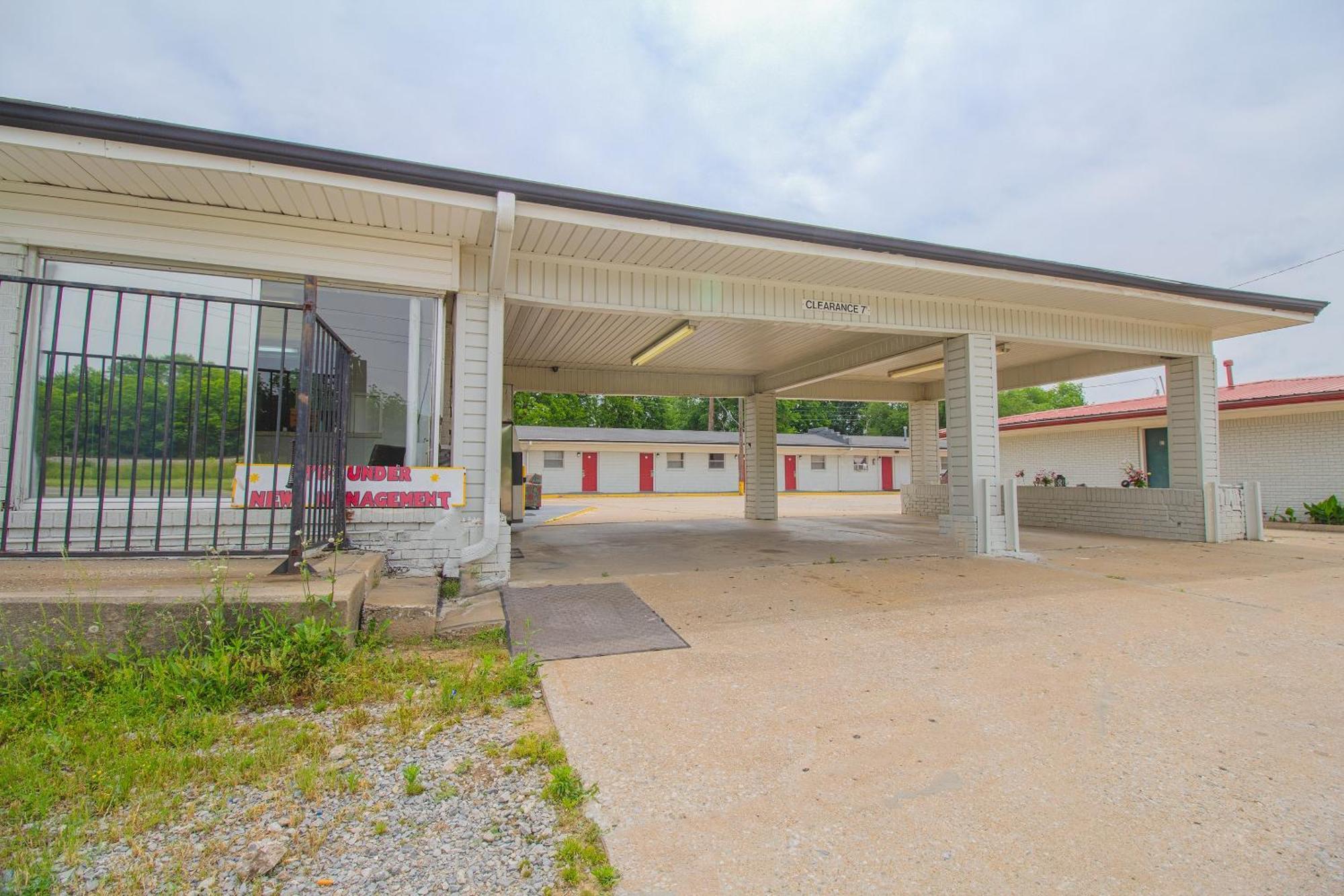 Oyo Hotel Mcalester Ok S Main St Εξωτερικό φωτογραφία